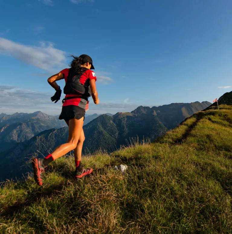 image plan large trail en montagne